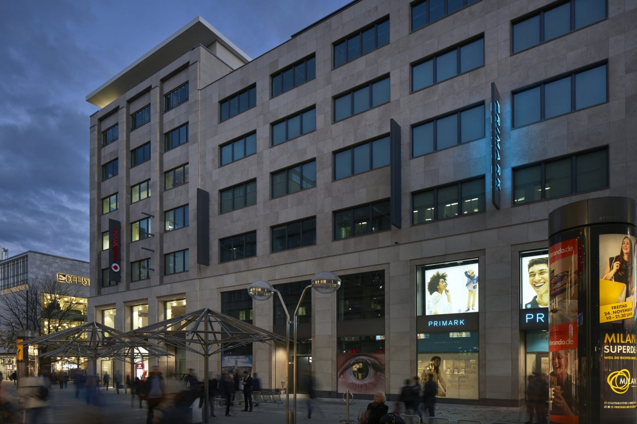 Luxus Karstadt Sport Stuttgart Fotos