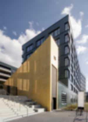 B INK Ballinstrasse Berlin Buero Laborgebaeude 03 Foto Thomas Bruns